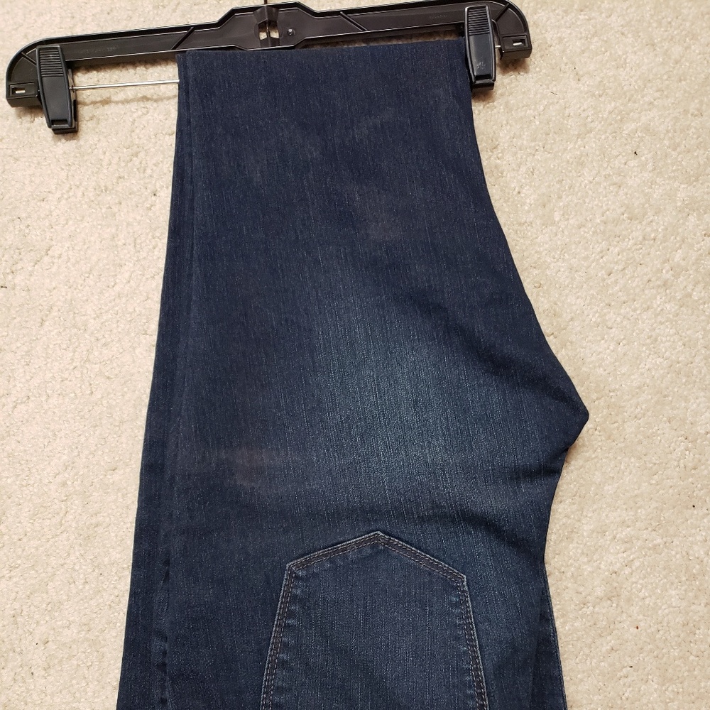 💥SUMMER SALE💥NWT Dark blue flare jeans